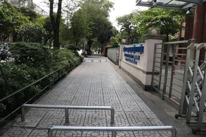 Ho Chi Minh City Removes Motorbike Sidewalk Barriers After 8-Year Traffic Experiment - image 2
