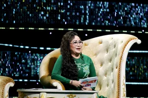The Queen of the Stage: A Story of Triumph, Tragedy, and Resilience - image 3
