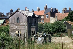 Nostalgic Color Photos of England in the Early 1950s - image 2