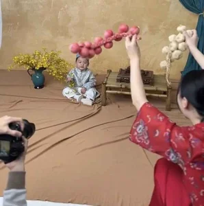 Behind the Scenes of Footballer Thanh Chung Festive Family Photoshoot - image 0