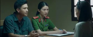 Handsome TV Police Officers and Their Hilariously Lukewarm On-Screen Romance Reactions - image 9
