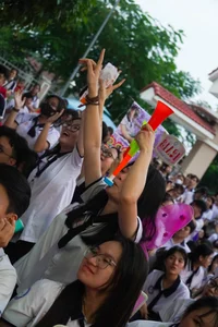 Ho Chi Minh City High Schoolers Rock Out in Epic On-Campus Music Festivals - image 3