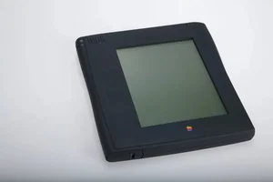 Tech History: Exploring 7 of the Strangest and Rarest Apple Device Prototypes - image 4