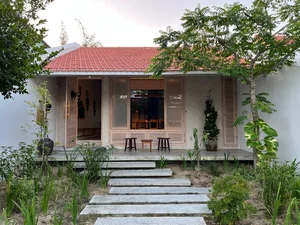 Stunning Resort-Style Level 4 House with Traditional Red Roof Tiles - image 5