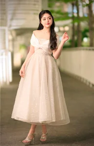 The Stunning Transformation of Supermodel Thuy Hanh’s Daughter Suti into a Beautiful Young Woman - image 9