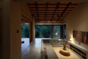 Nha Vua Du: A Minimalist Green Retreat in Bao Loc Hills - image 4