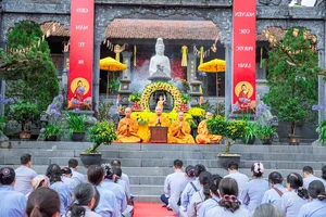 Spiritual Pilgrimage to Fansipan for Buddha's Birthday Celebration - image 4