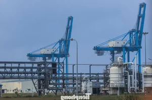 A Rare Look Inside Vietnam’s Largest Oil Refinery: Industrial Might Revealed - image 4