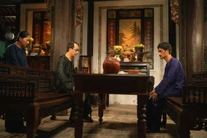 Behind the Scenes: Artist Duc Khue Reveals the Truth About His 'Fight' with Mac Van Khoa - image 5
