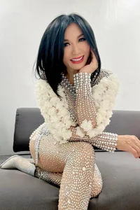 Trizzie Phuong Trinh Redefines Fashion and Confidence with Sexy Style at Age 57 - image 4