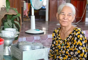 Discover the Unique Traditional Silver Carving Art of the Cham People in Khanh Hoa - image 3
