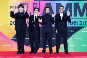 Melon Music Awards 2023: NewJeans Dominates with Historic Wins and Performances - image 6