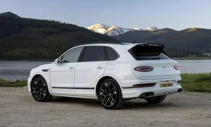 2026 Bentley Bentayga Speed V8 Debuts: The Ultimate Luxury SUV - image 2