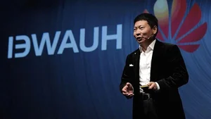 The Revolutionary Next-Gen Smartphone Consumers Are Rushing to Buy - image 3