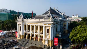 Stunning Aerial Views of Hoan Kiem District's Historical Landmarks in Hanoi - image 0
