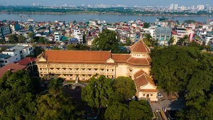 Stunning Aerial Views of Hoan Kiem District's Historical Landmarks in Hanoi - image 8