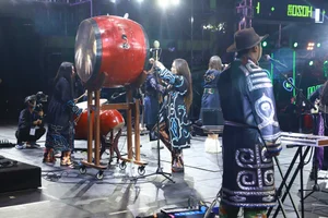 Hozo Festival 2023: Binz, Grey D, My Anh, and Tlinh Set the Stage on Fire - image 4