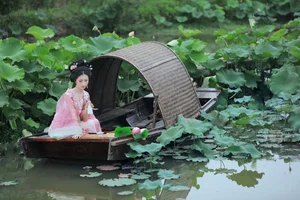 YiTuYu Art Language Vol.9531 Bie Qiu Yue Photo Gallery - image 4