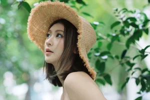 YiTuYu Art Language Vol.10572 featuring Model Jing Zhu - image 23