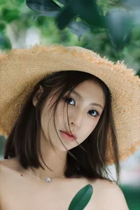 YiTuYu Art Language Vol.10572 featuring Model Jing Zhu - image 10