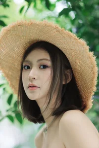 YiTuYu Art Language Vol.10572 featuring Model Jing Zhu - image 25