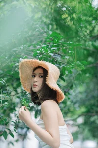 YiTuYu Art Language Vol.10572 featuring Model Jing Zhu - image 8