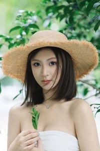 YiTuYu Art Language Vol.10572 featuring Model Jing Zhu - image 7