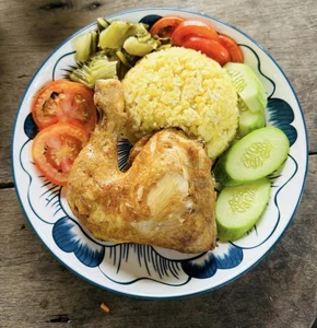 Actor Huynh Anh Tuan Shares Colorful Countryside Meals with Humorous Self-Praise - image 13
