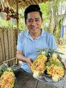 Actor Huynh Anh Tuan Shares Colorful Countryside Meals with Humorous Self-Praise - image 19