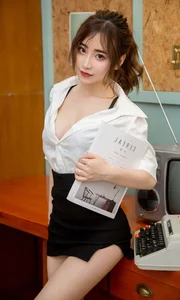 Elegant Visuals: Xie Zhi Xin Features in Ugirls App Vol.1579 Collection - image 34
