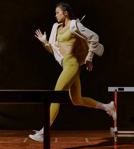 Chinese Track Star Wu Yanni Sparks Buzz with Bold Arm Tattoo and Stunning Athletic Style - image 2