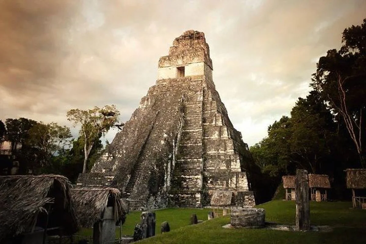 Exploring the Architectural Wonders and Secrets of Famous Pyramids Across the Americas