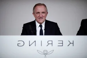World's Biggest Losers: Billionaires Who Lost the Most Wealth Recently - image 8