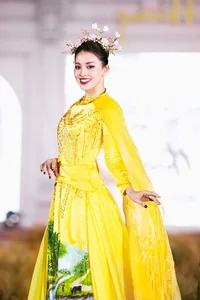 Top Three Vietnamese Beauty Queens Dominating High Fashion Runways as Vedettes - image 2
