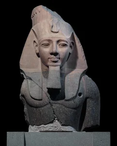 Uncovering the Secrets of a 3,300-Year-Old Ancient Egyptian Pharaoh Statue - image 4