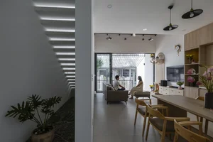 Innovative 108-Square-Meter Multi-Generational Home with Seamless Continuous Spaces - image 12