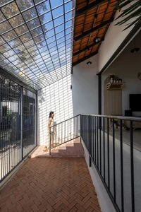 Innovative 108-Square-Meter Multi-Generational Home with Seamless Continuous Spaces - image 1