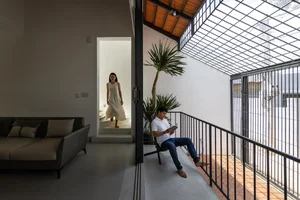 Innovative 108-Square-Meter Multi-Generational Home with Seamless Continuous Spaces - image 9