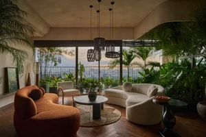 20 Beautiful Tropical Style Home Designs to Bring Nature Into Your Living Space - image 6