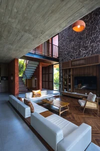 Stunning 220 sqm Forest Stilt House Designed Like a Bird’s Nest - image 9