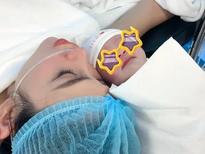 Supermodel Vo Hoang Yen Celebrates Daughter’s One-Month Milestone with Elegant Party - image 2