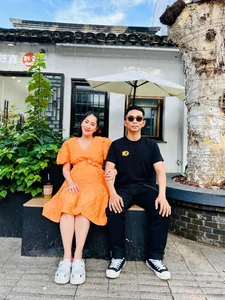 Glamorous Pregnancy Style: Khanh Thi Pampered by Husband Phan Hien with Luxury Gifts and Utmost Care - image 8