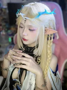 Female Cosplayer Stuns Online Community with New Transformation - image 4