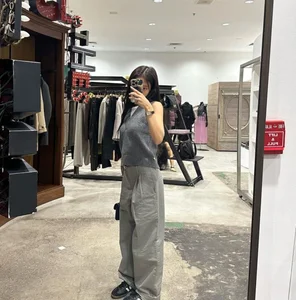 Essential Fashion Guide: 5 Must-Have Items for the Modern Wardrobe This Year - image 9