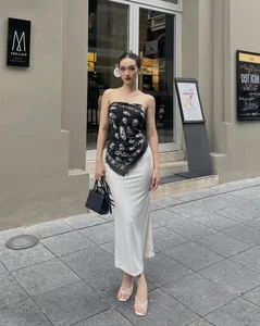 Elegant Fashion Inspiration: Runner-Up Vu Thuy Quynh's Figure-Flattering Outfits - image 8