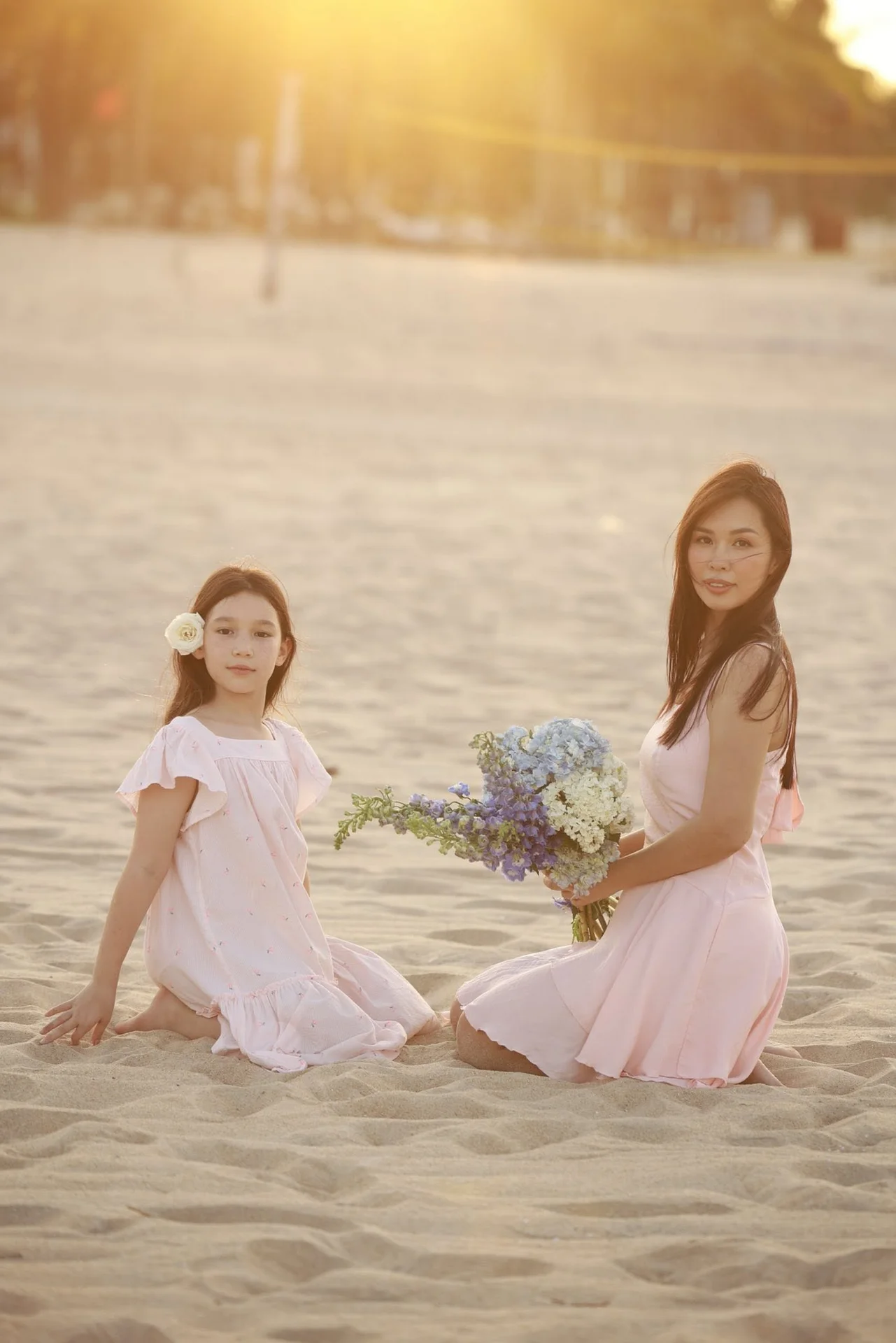 Showbiz Updates June 27: Hoai Linh's Sad News and the Truth Behind the Den Vau-Hoang Thuy Linh Photo