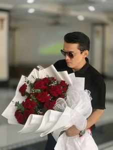 Showbiz Updates June 27: Hoai Linh's Sad News and the Truth Behind the Den Vau-Hoang Thuy Linh Photo - image 1