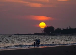 Escape to Ho Coc Beach: Vietnam’s Pristine Coastal Paradise and Ultimate Outdoor Movie Studio - image 0