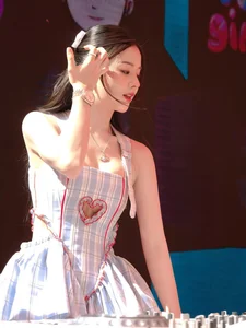 DJ Mie Stuns in Traditional Thai Dress During Thailand Getaway - image 3