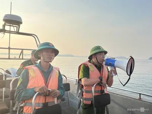 Coastal Islands Rush Emergency Preparations as Super Typhoon Yagi Approaches - image 7